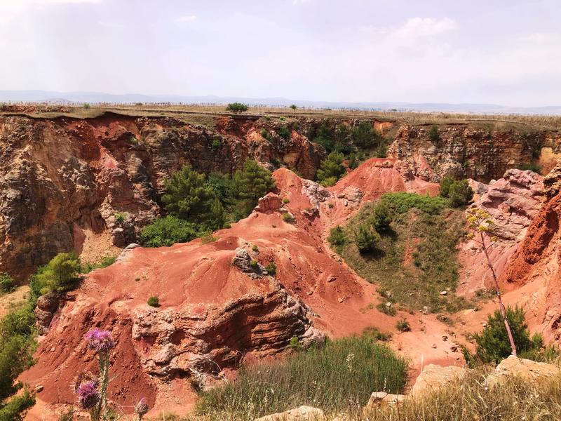 Sfumature rosse sulla Murgia: le miniere di bauxite di Spinazzola Le foto