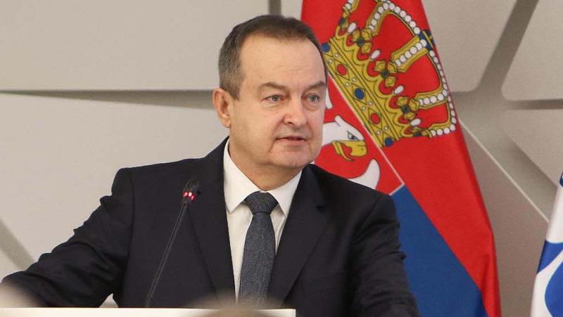 Dačić: Trenutno aktivno 27 požara na teritoriji Srbije