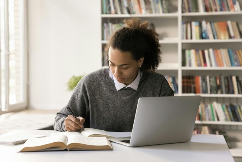 Se puede aprender mejor en la universidad con la inteligencia artificial