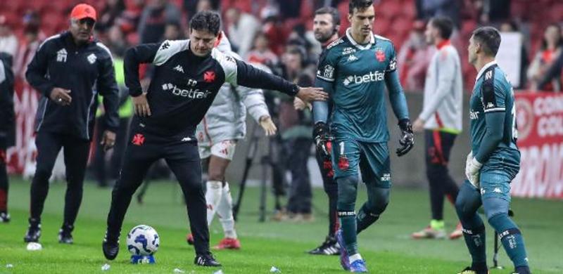 Dizer que o árbitro não é médico é aceitar que os jogadores são atores