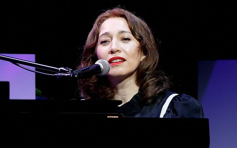 ‘You’re just yelling at a Jew,’ Regina Spektor tells pro-Palestinian heckler
