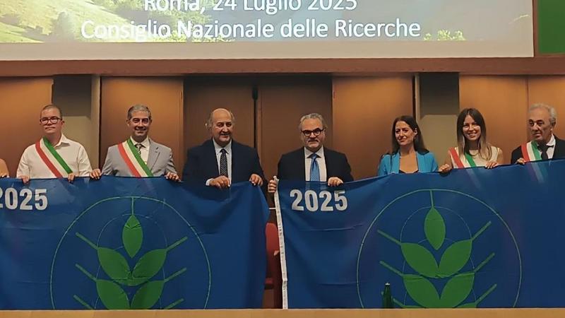 Arriva la nona. Spiga verde. Cerimonia a Roma