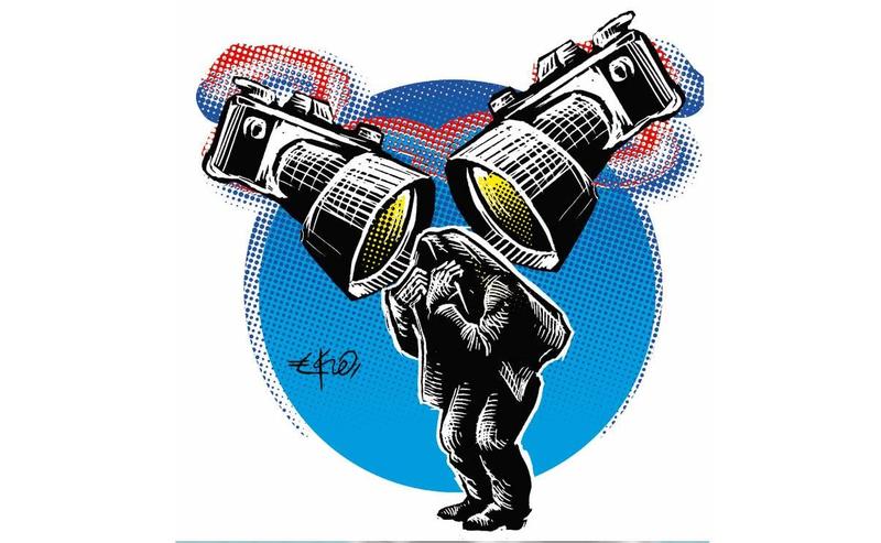 El ojo rubio (que espía a los morenos)