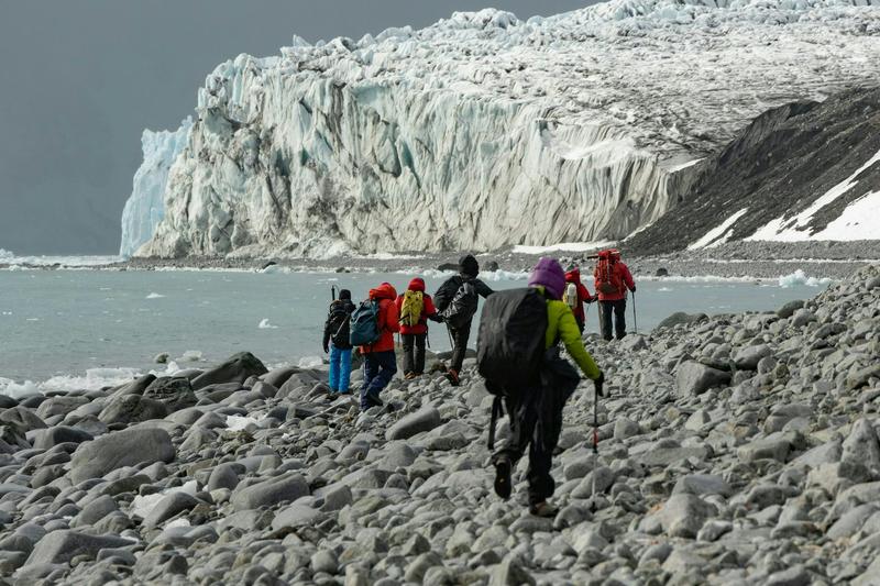 Geografía del deshielo: playas que narran la historia climática de la Antártida
