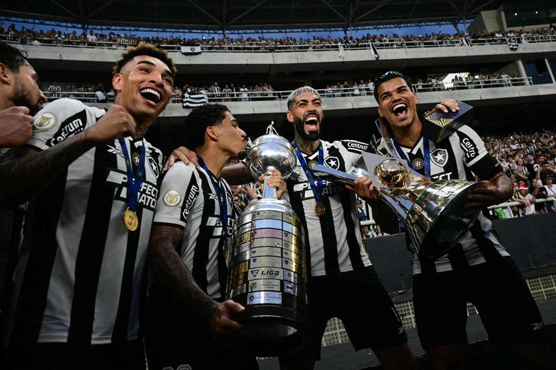 SBT entra em disputa com a Globo para tentar retomar Libertadores após quatro anos