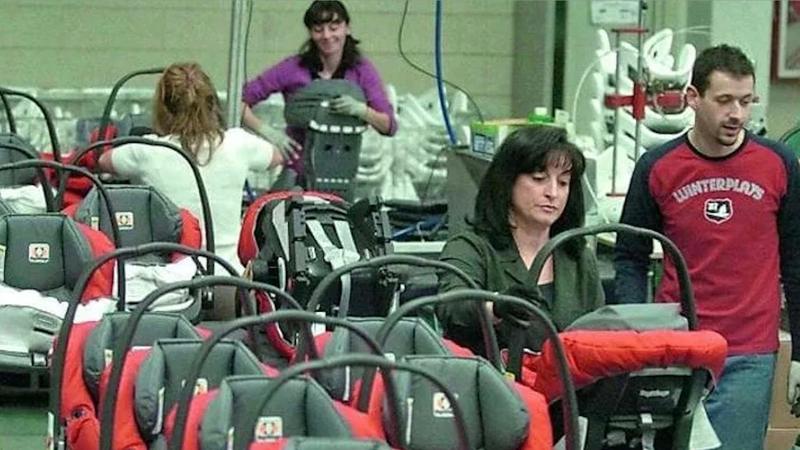 Crisi Peg Perego, è scontro totale: tagli confermati e niente cassa