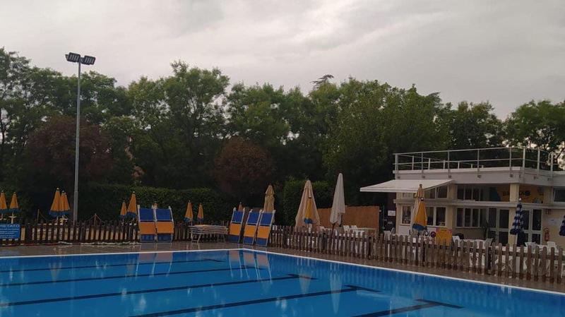 Bagnolo, furto notturno al bar delle piscine