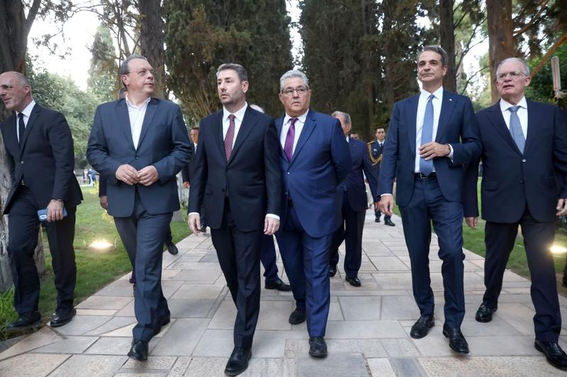 Μια νύχτα στον κήπο