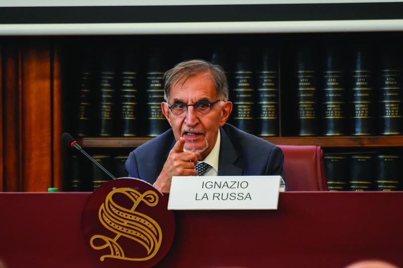 Carceri al collasso, l’idea di La Russa: modello Covid contro il sovraffollamento
