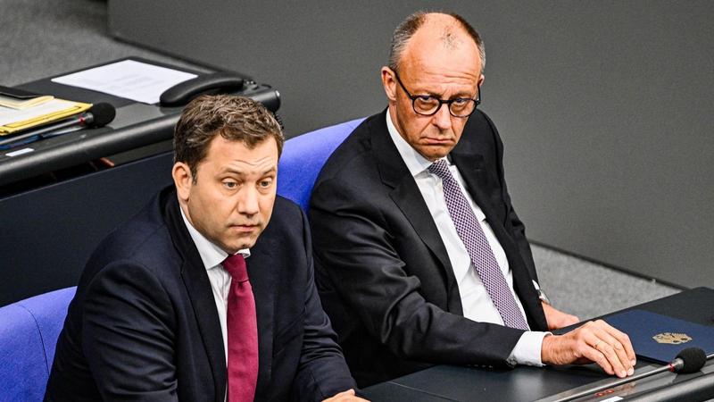 Haushalts-Lücke: Bundesregierung muss den Rotstift ansetzen