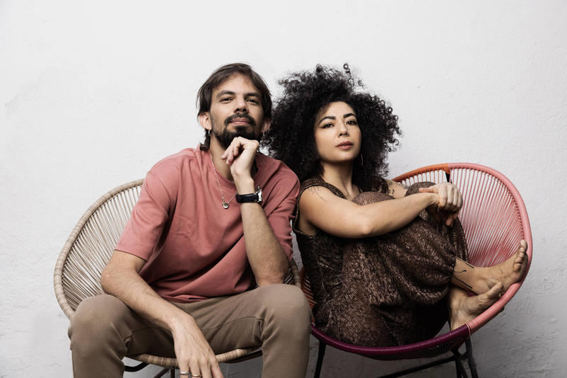 Pianista Salomão Soares revela bastidores da parceria com a cantora Vanessa Moreno