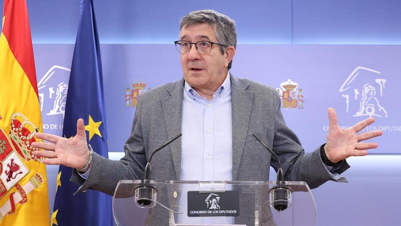 El PSOE adultera los estudios de sus dirigentes