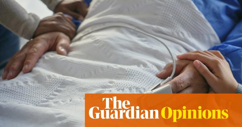 ‘There are times I feel I hate them’: how siblings can clash over end-of-life care for elderly parents