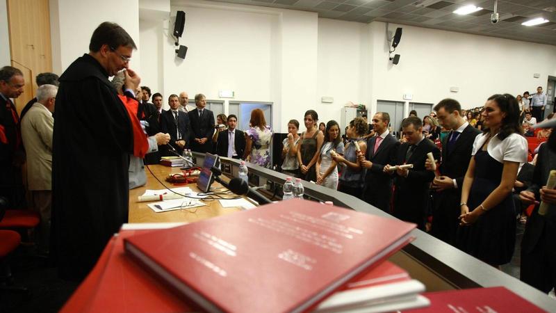 Esami in coppia all’università: “Così insegno ai futuri medici il valore del gruppo e l’empatia”