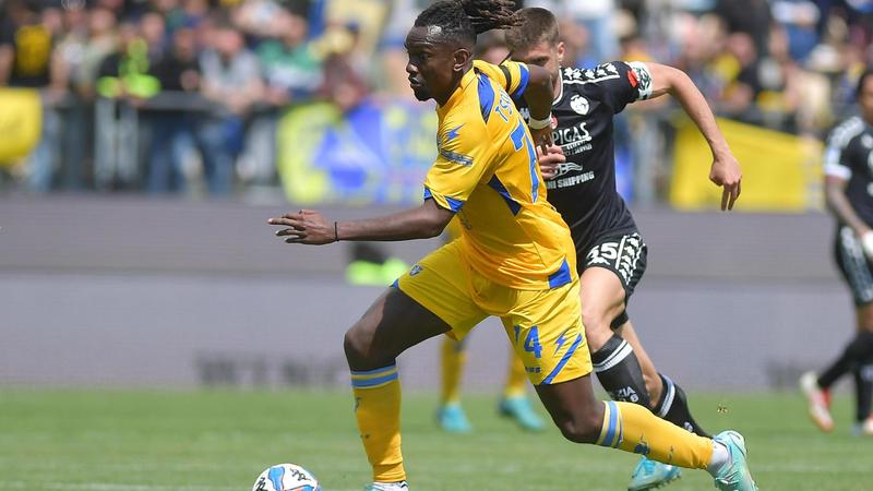Corona resterà al Palermo? C’è un piano B. Il ds pensa a Tsadjout, punta della Cremonese