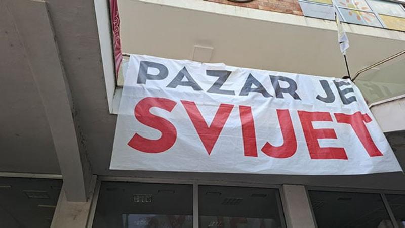 Vučić u mišolovci