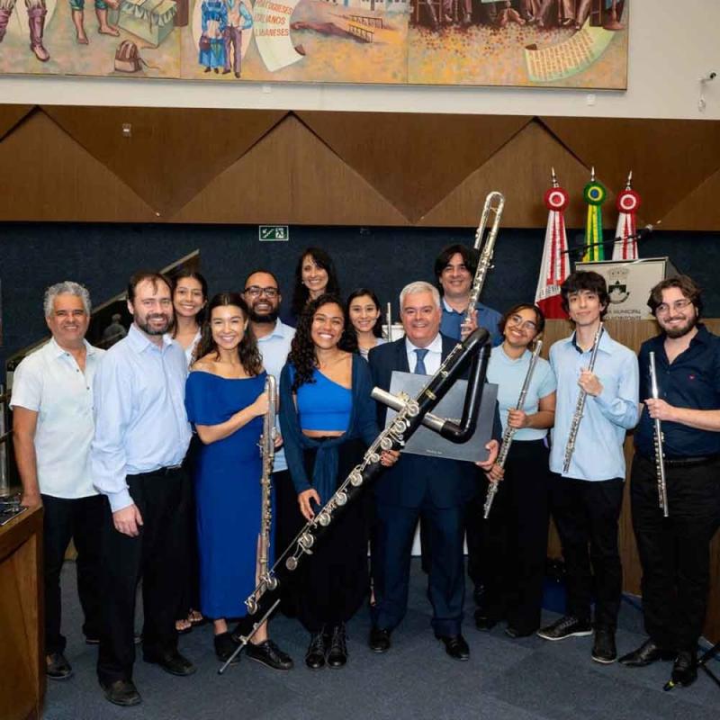 Presidente emérito da Academia Mineira de Letras ganha homenagem