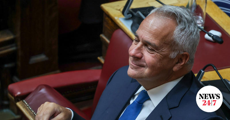 Το σαρδόνιο χαμόγελο του Μάκη Βορίδη