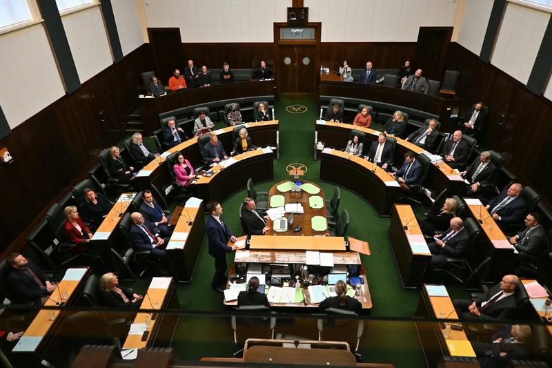 Labor well-placed to win three Bass seats in Tasmanian election, giving left a total of 20 of 35 MPs