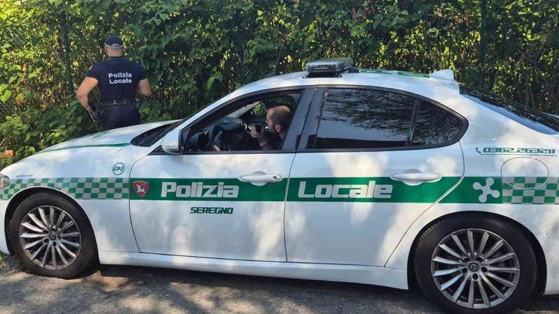 Seregno, discarica abusiva scovata dai droni: rifiuti abbandonati, tre denunce
