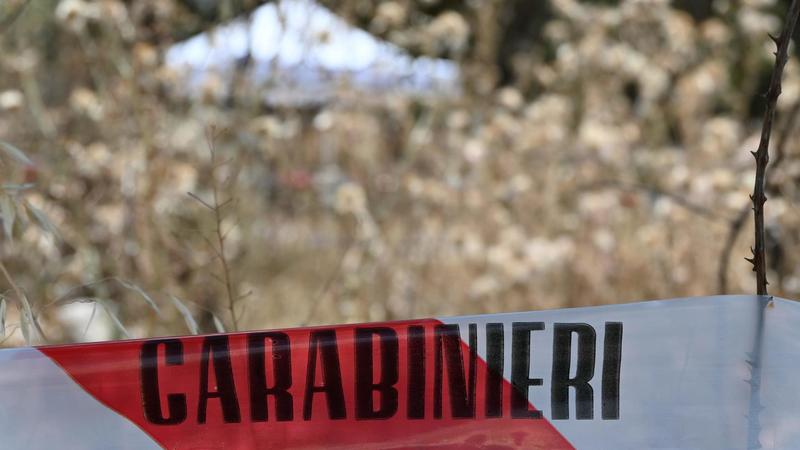 Maratea, trovato il cadavere carbonizzato di un 19enne. L’auto parcheggiata e la tanica di benzina: cosa sappiamo