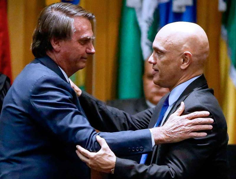 Trump atira em Moraes e piora destino de Bolsonaro