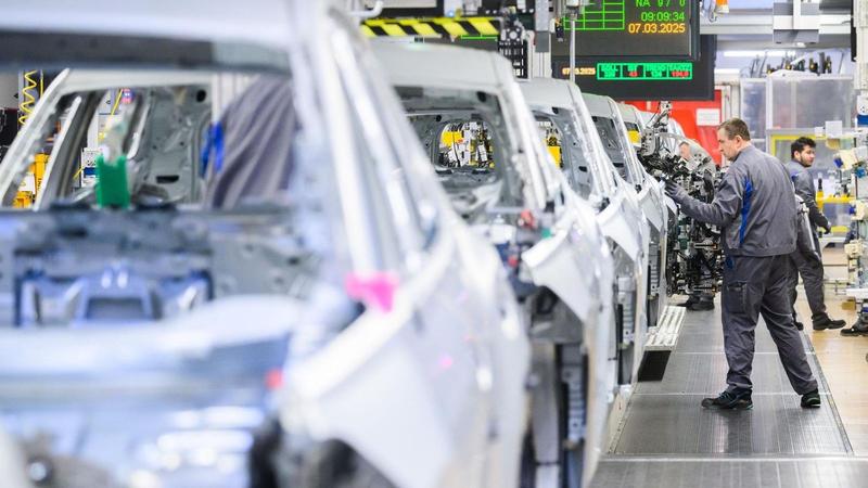 Automobilwirtschaft: Es ist ein Absturz mit Ansage