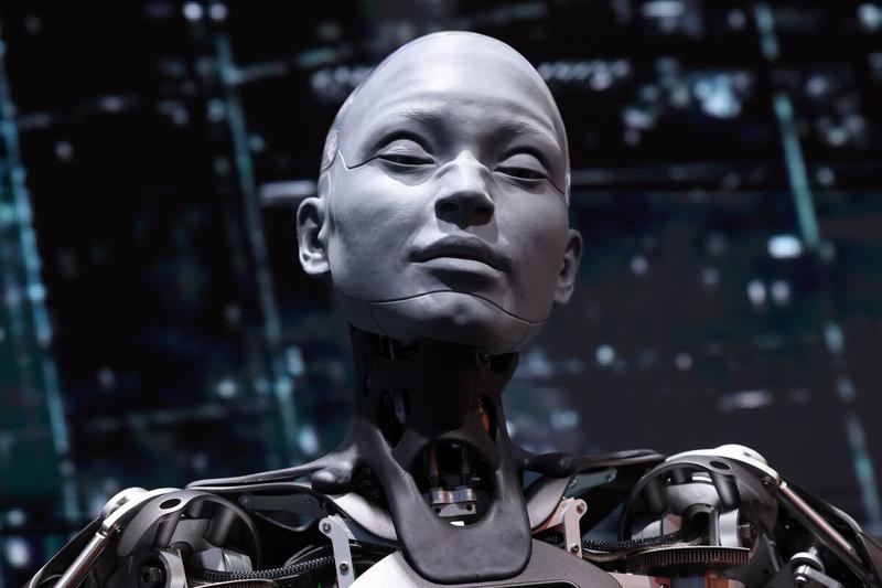 Coal-Powered AI Robots Are a Dirty Fantasy