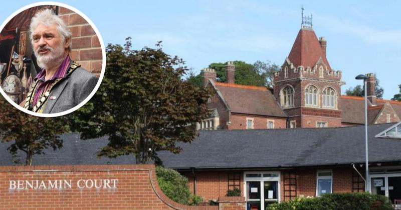 Calls grow to reopen former NHS facility as neighbourhood health centre