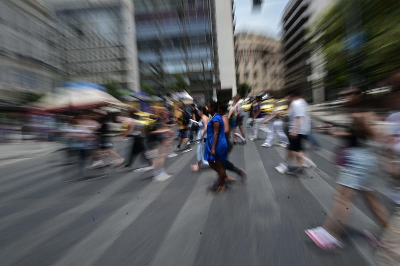 Αναζητώντας την ισορροπία στην εποχή της υπερδιέγερσης