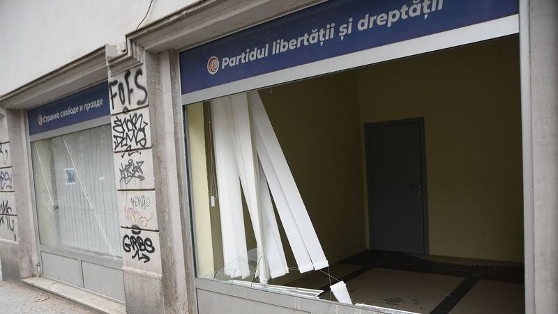 Razbijeno staklo neće poništiti istinu