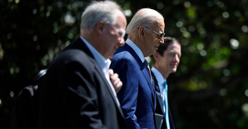 Ex-Biden Adviser: Dems, Pundits Overreacted to Cognitive Decline in Pushing Him Out of Race