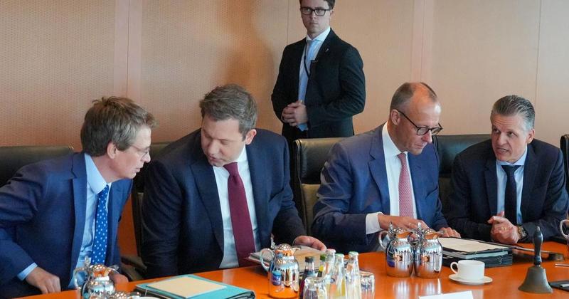 Bald 100 Tage Koalition: Schwarz-rote Koalition steht vor einem heißen Herbst – Ausgang ungewiss