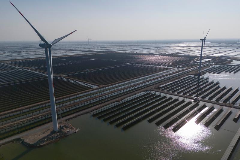 Solar and wind are conservative punching bags. They're also winning the fight