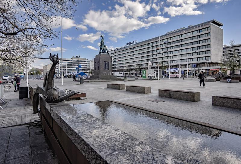 Politiikka | Keskustat eläviksi, s’il vous plaît