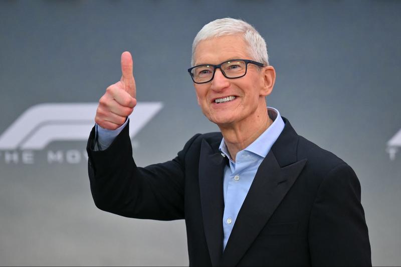 Apple Smashes Expectations With $94 Billion Quarter. Here's How the iPhone Maker Did It.