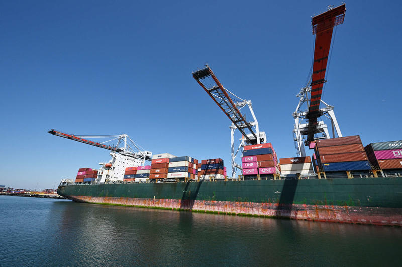 Economists Slam Trump’s New Tariffs as US Consumers See Rising Prices