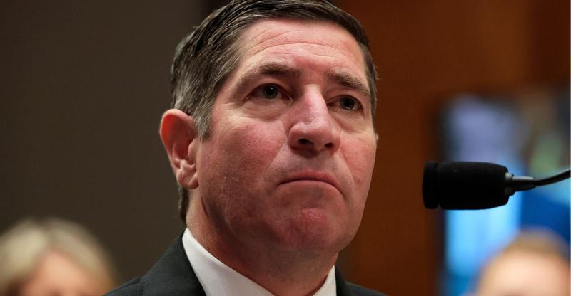 Religious Expression Rights Restored for Federal Employees