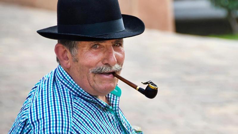 Tener llena la cachimba