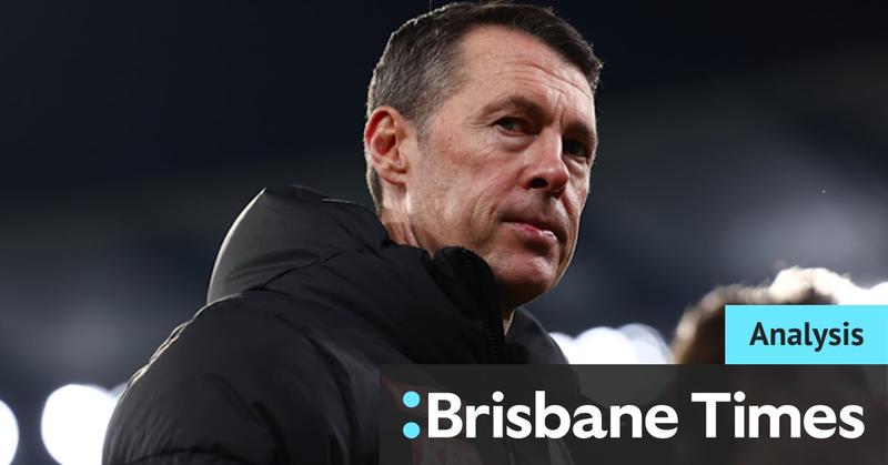 Collingwood have the wobbles. They have three weeks to shake them off