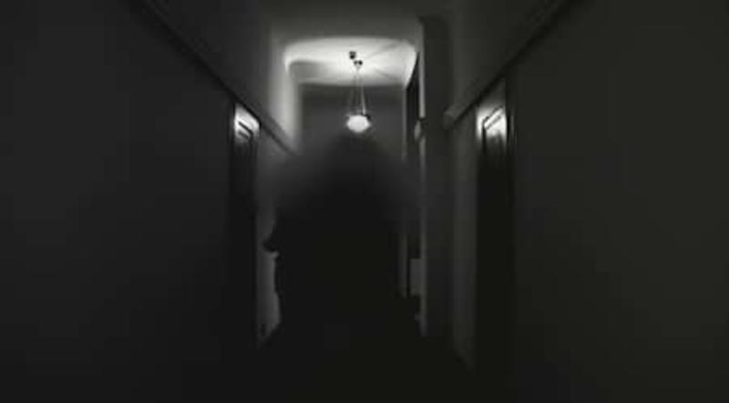 El miedo al fondo del pasillo