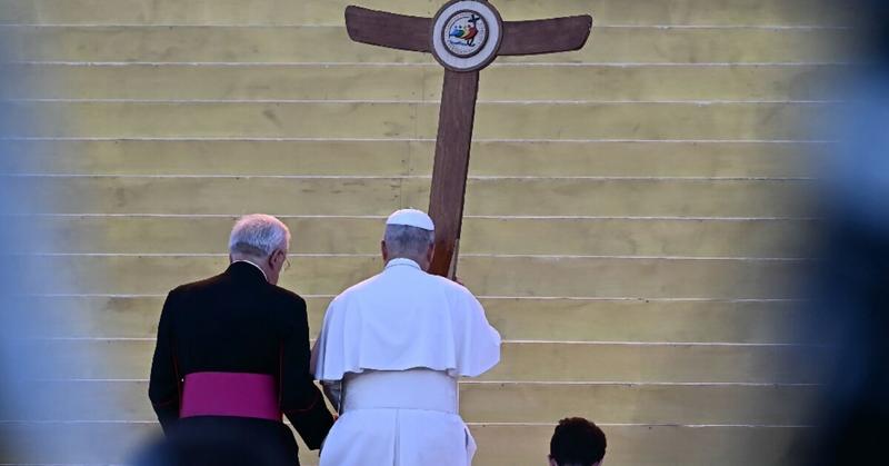 Up to a million young Catholics expected for grand Pope Leo vigil