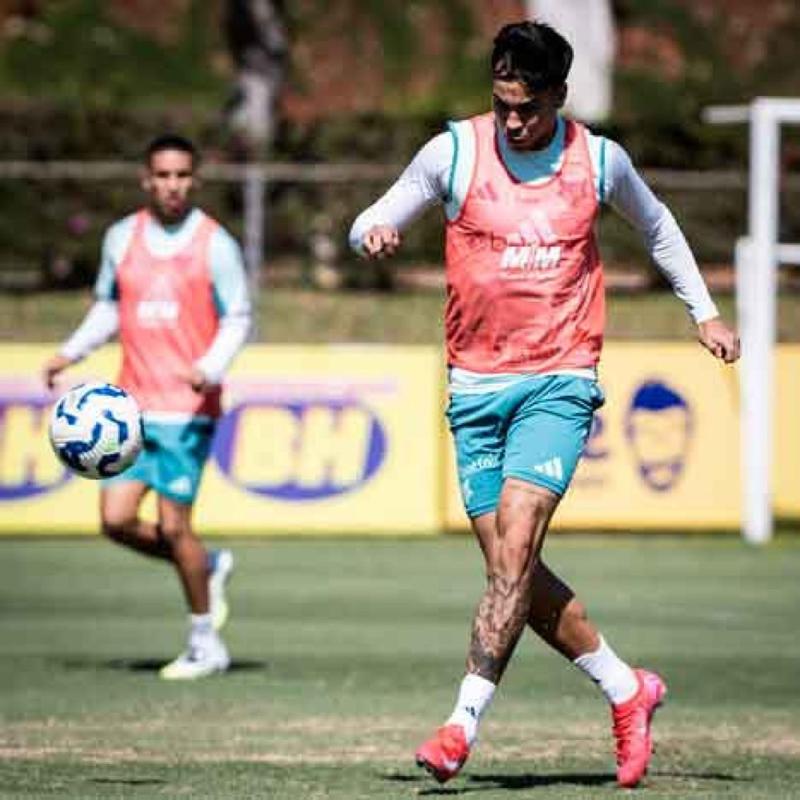 Repetir a vitória do ano passado e reengrenar