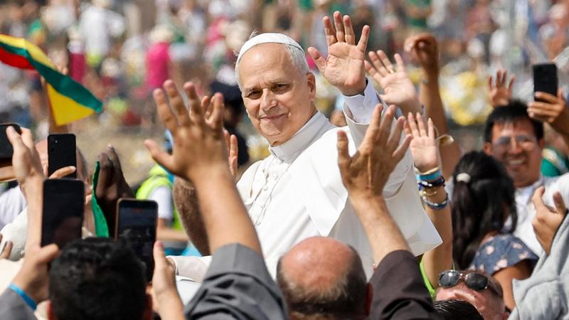 Giubileo dei giovani, un milione alla messa a Tor Vergata. Il Papa: “Aspirate a cose grandi. Siamo con Gaza e Ucraina”