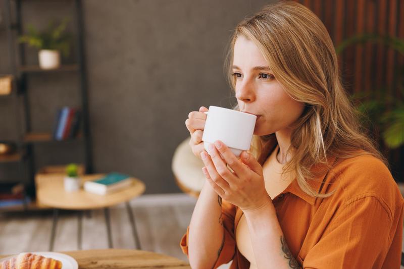 Jobbintervjuer på kafé er pinlig for jobbsøkeren og for de på nabobordene