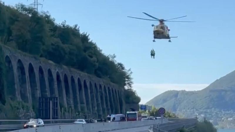Incidente sulla Statale 36: è morto in ospedale il ciclista 67enne investito da un’auto