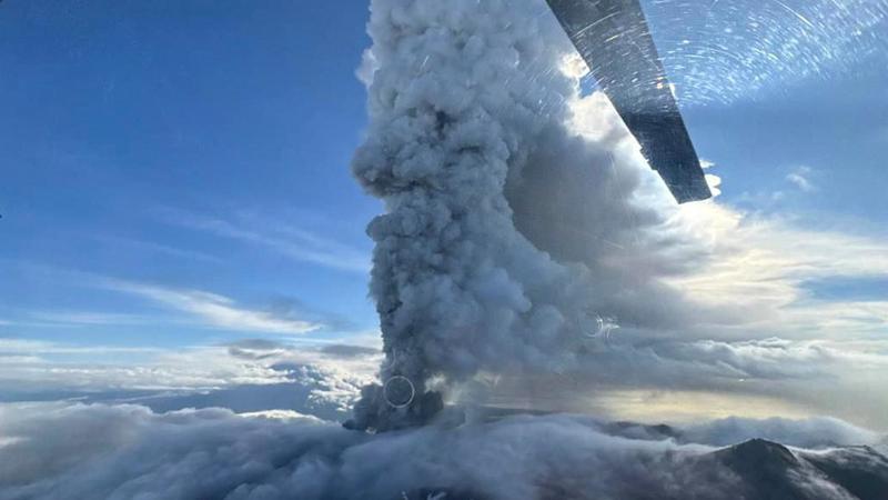 Russia: vulcano si sveglia in Kamchatka dopo 450 anni. Il video