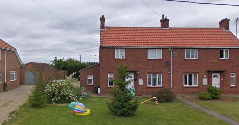 Complaints about barking and smell sees village kennels bid blocked