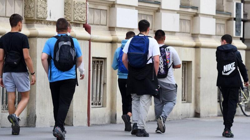 Srbiji sledi privatizacija zdravstva, školstva, parkova, vrtića i grobalja
