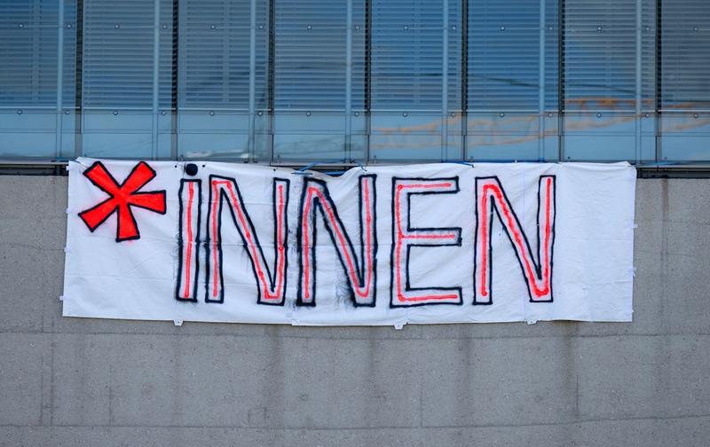 Kulturstaatsminister verbietet das Gendern: Weg mit der Nische, her mit der Debatte!